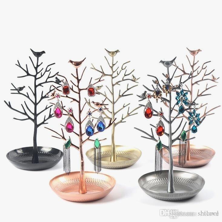 Pretty Necklace Tree Stand